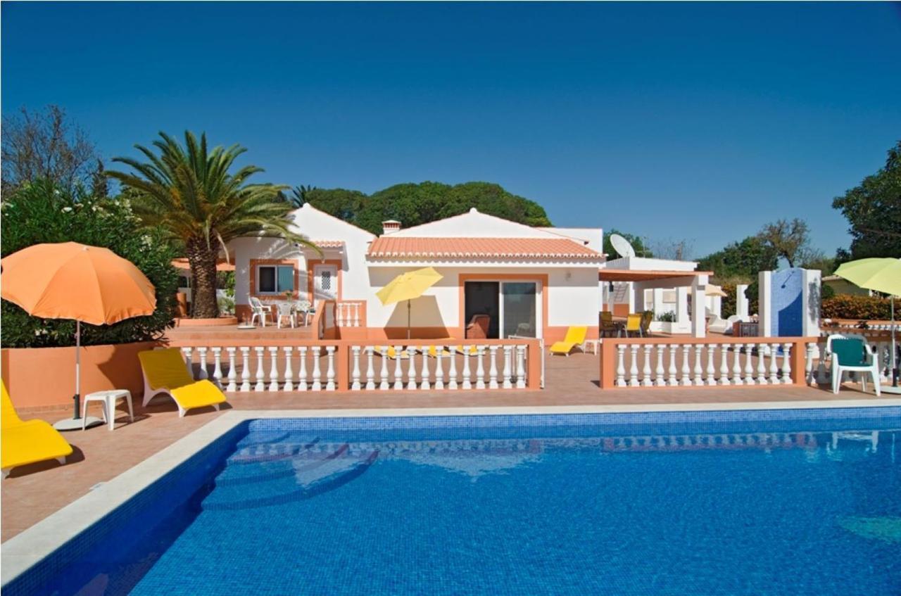 Villa 609 Mariposa Lagos