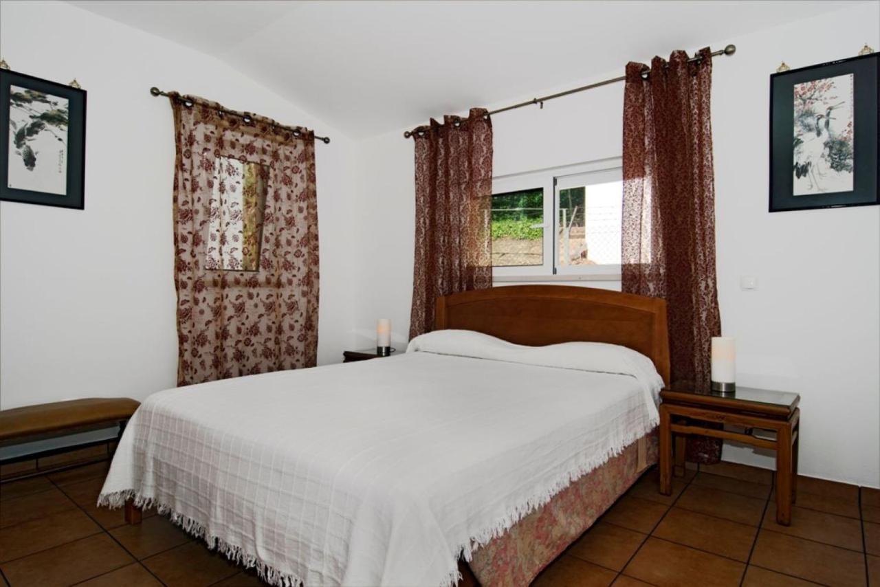 609 Mariposa Villa *